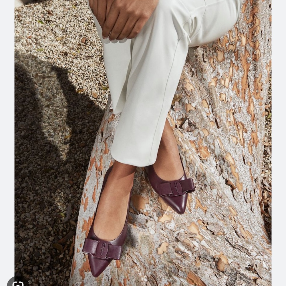 Salvatore Ferragamo Viva Flats Plum 7.5